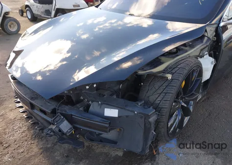 2018 Tesla Model S 100D/75D/P100D из США, поврежденный, VIN 5YJSA1E29JF271597